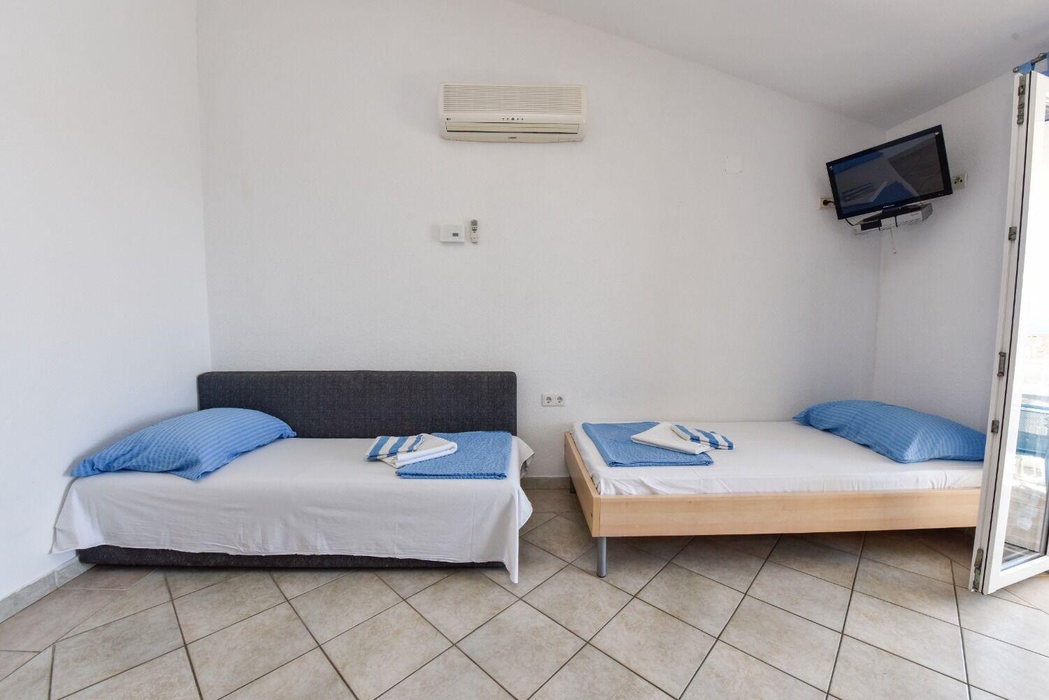 Apartments Mark - 200 M From Sea Novalja Exterior foto