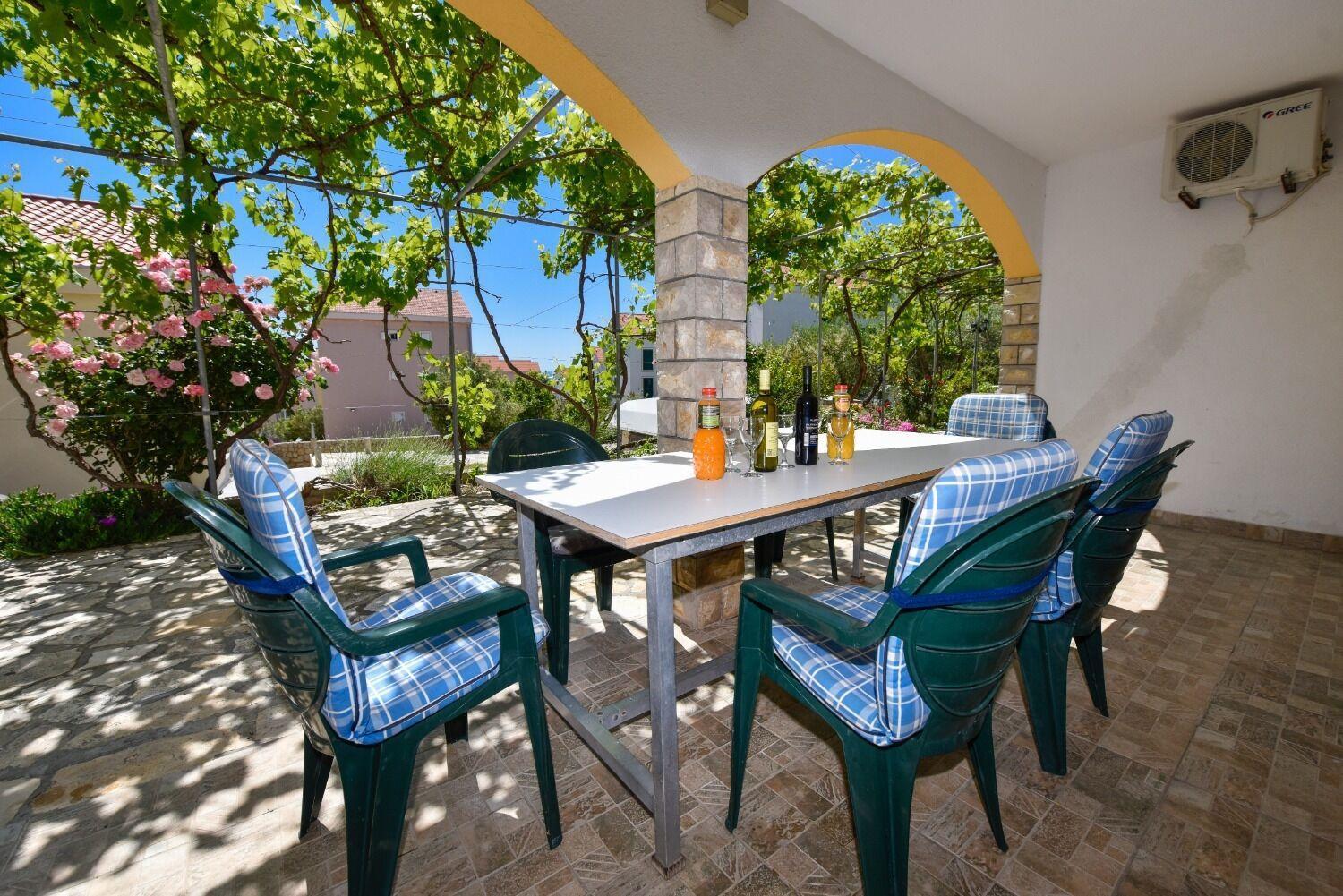Apartments Mark - 200 M From Sea Novalja Exterior foto